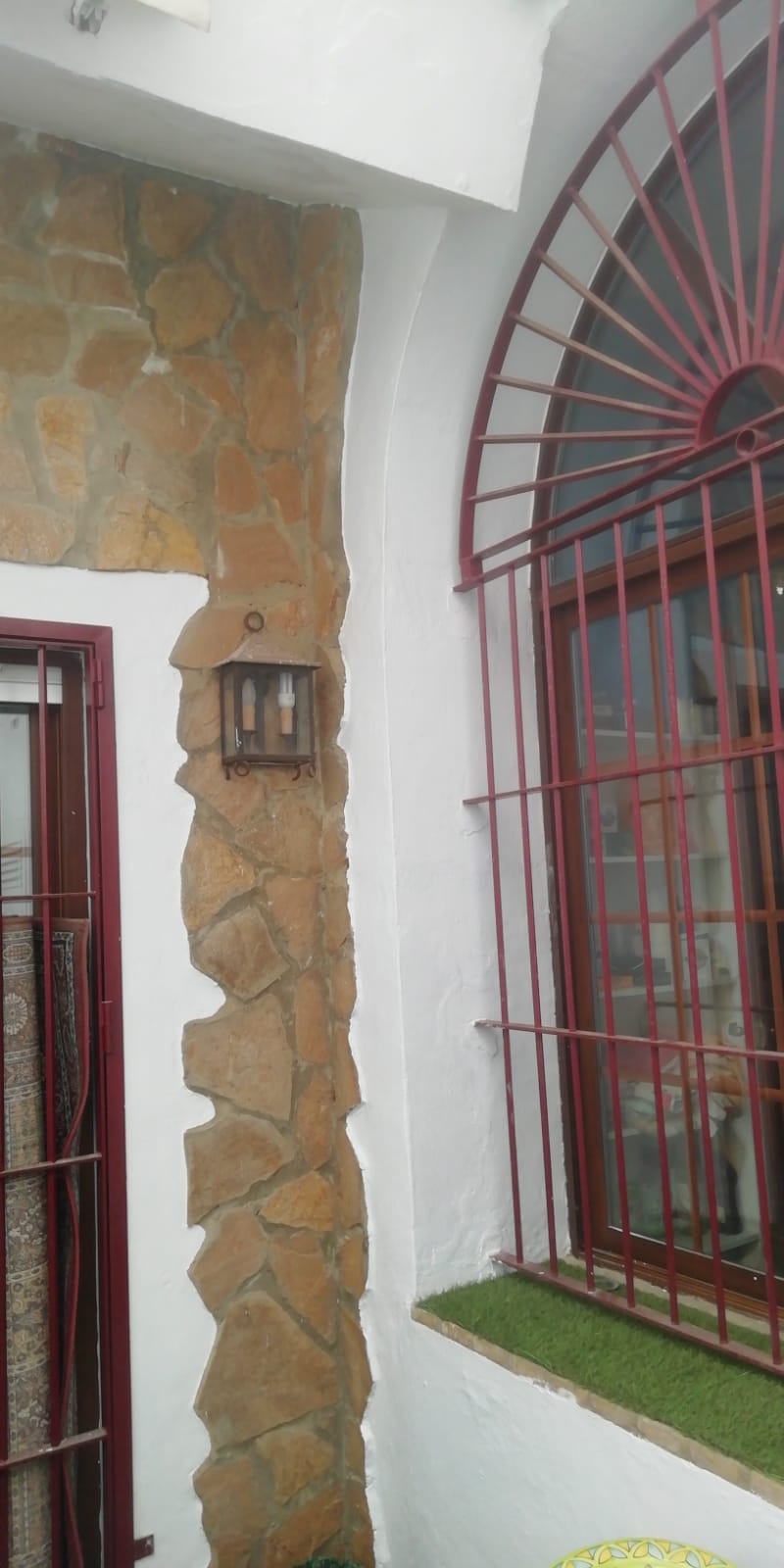 Rehabilitación y pintado de patio 3